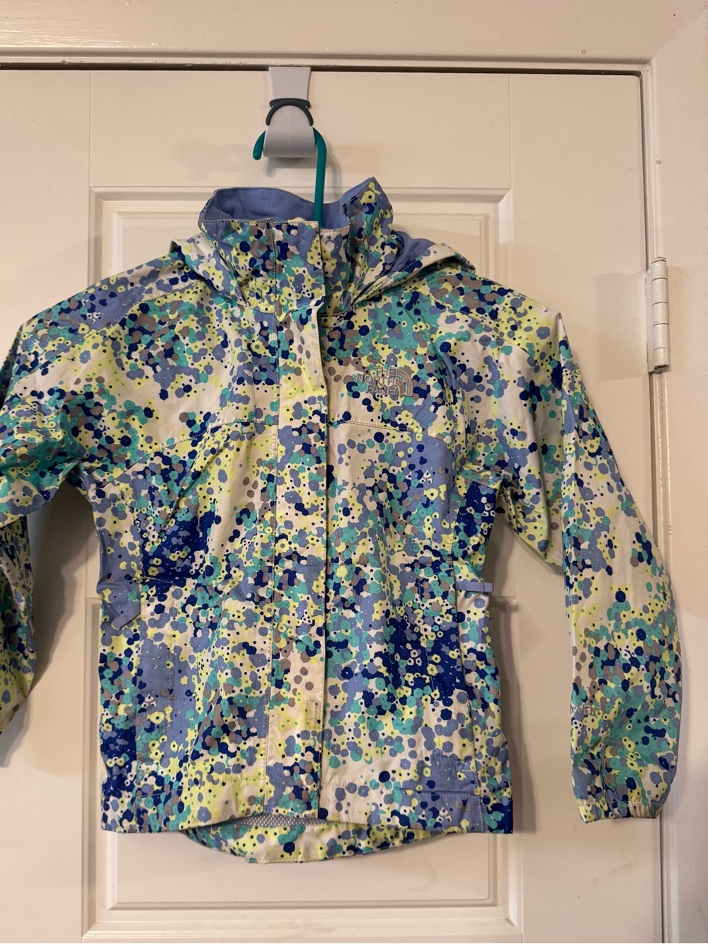 The North Face Hyvent Jacket Windbreaker  rain Girls .
